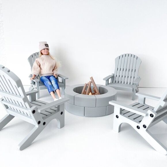 4 Gray Miniature Adirondack Chairs & Round Firepit W/Flickering Logs 1:6 Scale - Picture 1 of 8